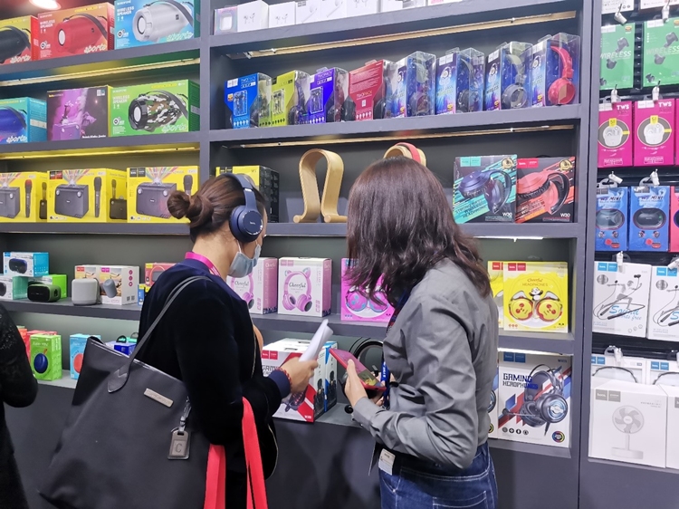 和中国制造网一起用全新形式打开深圳礼品展