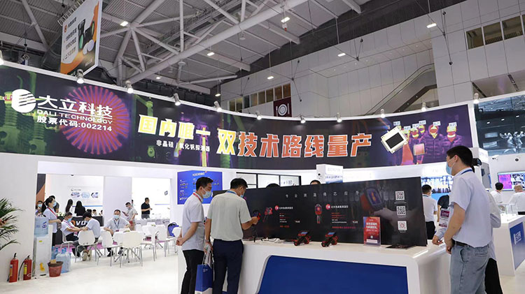客户说：要有光——光电行业迎来快速发展期